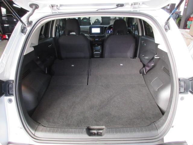ノート Ｘ　ＦＯＵＲ　４ＷＤ　ハイブリッド　社外ナビ　バックカメラ　ＥＴＣ　スマートキー（13枚目）
