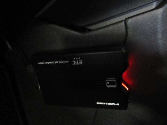 ノート Ｘ　ＦＯＵＲ　４ＷＤ　ハイブリッド　社外ナビ　バックカメラ　ＥＴＣ　スマートキー（24枚目）