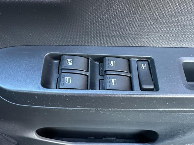 ミライース Ｌ　４ＷＤ　ワンオーナー　横滑り防止装置　セキュリティアラーム　アイドリングストップ　キーレス　６か月ごと弊社でメンテナンスを実施していたリースアップ車両（6枚目）