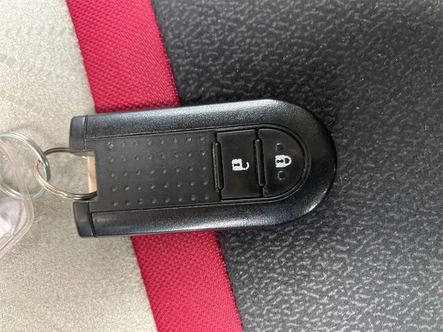 パッソ モーダ S 4WD ETC バックカメラ 衝突被害軽減システム アルミホイール オートライト LEDヘッドランプ スマートキー アイドリングストップ 電動格納ミラー シートヒーター CVT 盗難防止システム(10枚目)