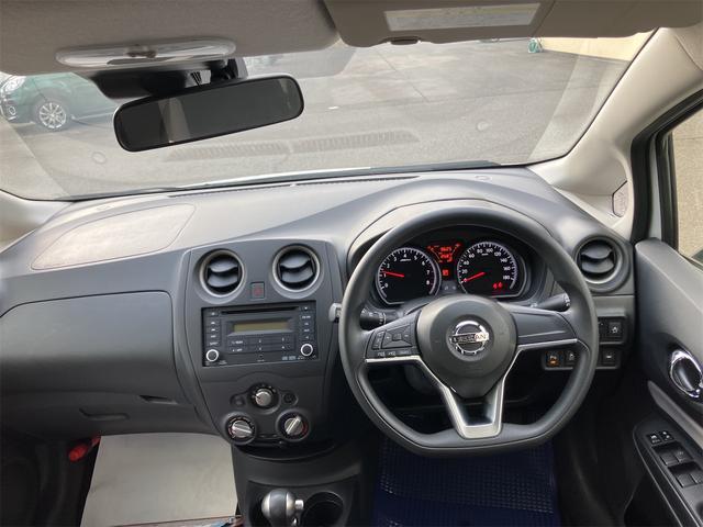 ノート Ｘ　ＦＯＵＲ　４ＷＤ　クリアランスソナー　レーンアシスト　衝突被害軽減システム　オートライト　スマートキー　電動格納ミラー　ＣＶＴ　盗難防止システム　衝突安全ボディ　記録簿　ＡＢＳ　ＥＳＣ　ＣＤ（2枚目）