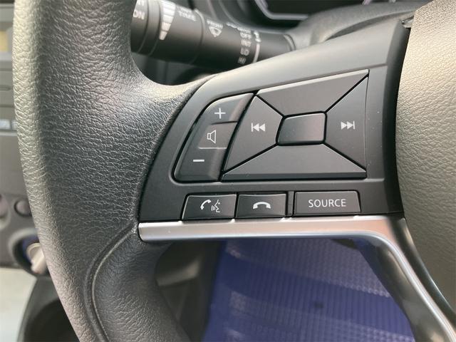 ノート Ｘ　ＦＯＵＲ　４ＷＤ　クリアランスソナー　レーンアシスト　衝突被害軽減システム　オートライト　スマートキー　電動格納ミラー　ＣＶＴ　盗難防止システム　衝突安全ボディ　記録簿　ＡＢＳ　ＥＳＣ　ＣＤ（34枚目）