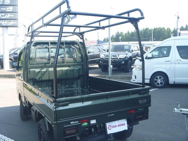 ハイラックススポーツピック 　１９インチＡＷ　ナルディステアリング　ハードカバー　エアコン　パワステ　パワーウィンドウ　乗車定員４名（57枚目）