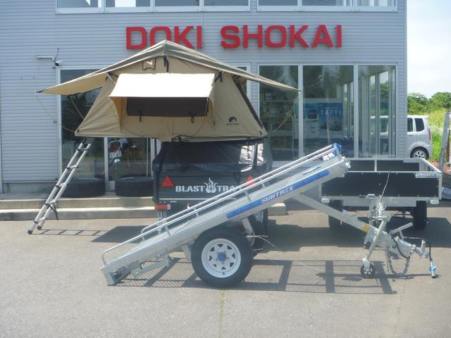 青森県エリア最大級トレーラー展示！トレーラーの販売・整備・車検・メンテナンスからお得な使い方のアドバイスまで、確かな知識と技術でお客様をサポートします。