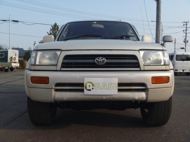 ハイラックスサーフ ＳＳＲ－Ｘ　ワイド　４ＷＤ　マニュアル５速　ディーゼルターボ　サンルーフ（2枚目）