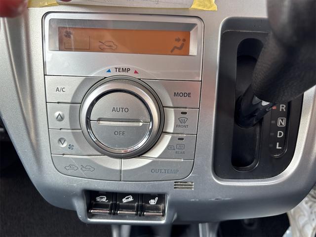 ハスラー Ｘ　４ＷＤ　衝突被害軽減システム　オートライト　ＨＩＤ　スマートキー　アイドリングストップ　電動格納ミラー　シートヒーター　ベンチシート　ＣＶＴ　盗難防止システム　ＡＢＳ　ＥＳＣ　夏冬タイヤホイール付（5枚目）
