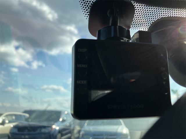 インプレッサスポーツ ２．０ｉアイサイト　４ＷＤ　ＥＴＣ　バックカメラ　オートクルーズコントロール　レーンアシスト　衝突被害軽減システム　アルミホイール　オートライト　キーレスエントリー　アイドリングストップ　夏冬タイヤホイール付（9枚目）