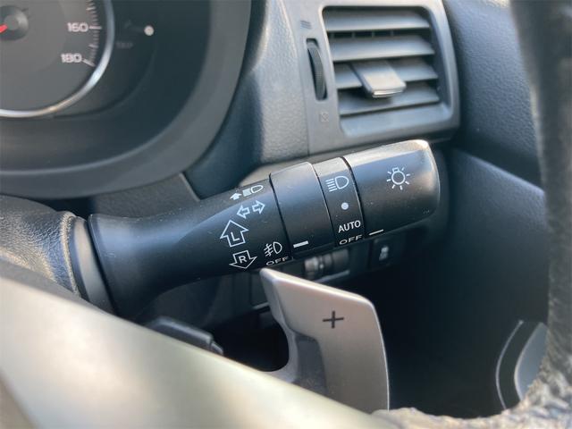 インプレッサスポーツ ２．０ｉアイサイト　４ＷＤ　ＥＴＣ　バックカメラ　オートクルーズコントロール　レーンアシスト　衝突被害軽減システム　アルミホイール　オートライト　キーレスエントリー　アイドリングストップ　夏冬タイヤホイール付（17枚目）