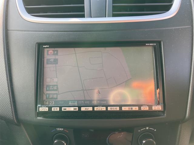 スイフト XG 4WD ワンオーナー ETC ナビ スマートキー 電動格納ミラー CVT 盗難防止システム 衝突安全ボディ ABS エアコン パワーステアリング パワーウィンドウ 夏冬タイヤホイール付(4枚目)