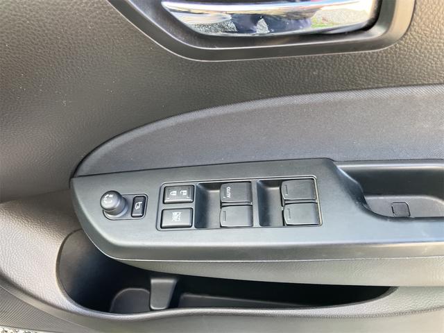 スイフト XG 4WD ワンオーナー ETC ナビ スマートキー 電動格納ミラー CVT 盗難防止システム 衝突安全ボディ ABS エアコン パワーステアリング パワーウィンドウ 夏冬タイヤホイール付(11枚目)