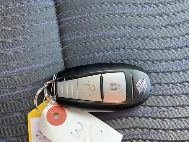 スイフト XG 4WD ワンオーナー ETC ナビ スマートキー 電動格納ミラー CVT 盗難防止システム 衝突安全ボディ ABS エアコン パワーステアリング パワーウィンドウ 夏冬タイヤホイール付(12枚目)