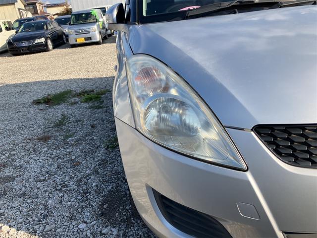 スイフト XG 4WD ワンオーナー ETC ナビ スマートキー 電動格納ミラー CVT 盗難防止システム 衝突安全ボディ ABS エアコン パワーステアリング パワーウィンドウ 夏冬タイヤホイール付(21枚目)