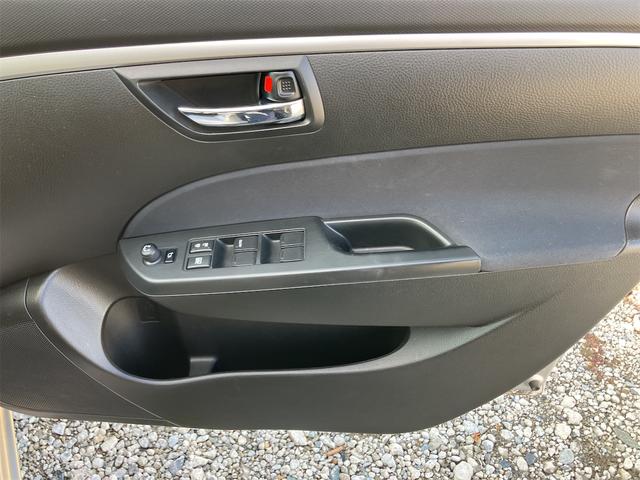 スイフト XG 4WD ワンオーナー ETC ナビ スマートキー 電動格納ミラー CVT 盗難防止システム 衝突安全ボディ ABS エアコン パワーステアリング パワーウィンドウ 夏冬タイヤホイール付(32枚目)