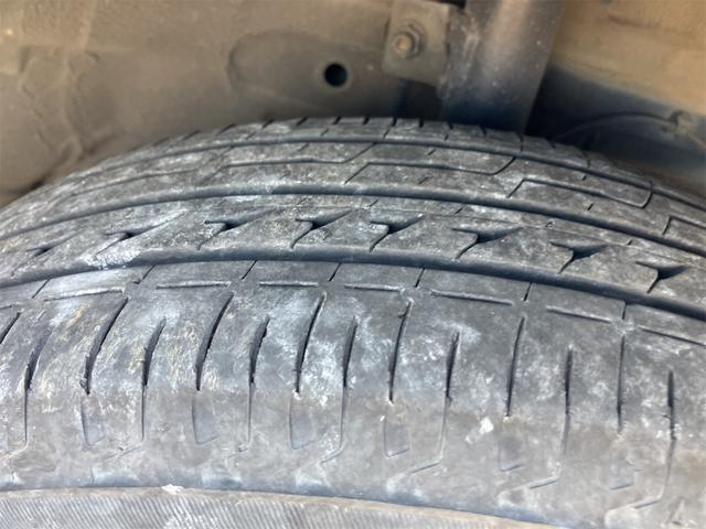 スイフト XG 4WD ETC メモリーナビ ワンセグTV スマートキー 電動格納ミラー シートヒーター CVT 盗難防止システム 衝突安全ボディ 記録簿 ABS 運転席エアバッグ 夏冬タイヤホイール付(21枚目)