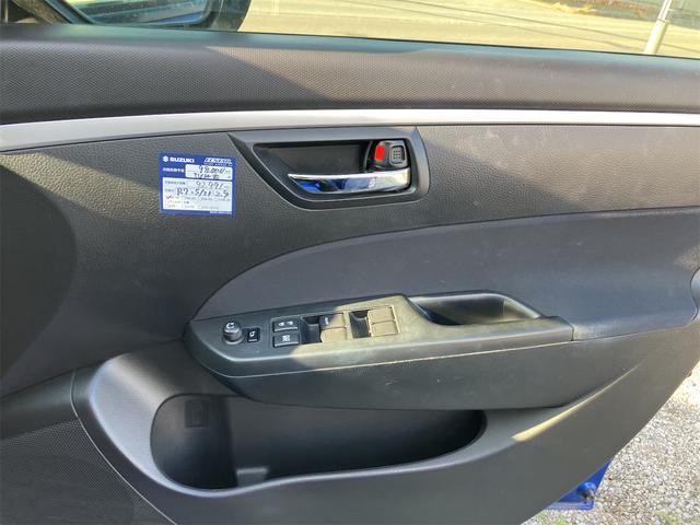 スイフト XG 4WD ETC メモリーナビ ワンセグTV スマートキー 電動格納ミラー シートヒーター CVT 盗難防止システム 衝突安全ボディ 記録簿 ABS 運転席エアバッグ 夏冬タイヤホイール付(27枚目)