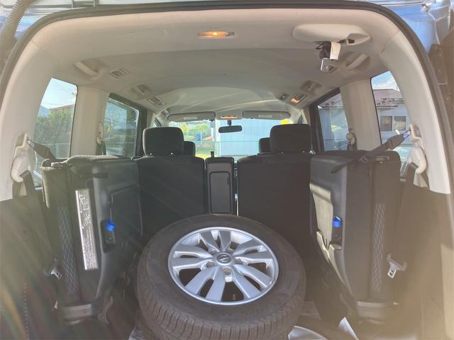 セレナ ２０Ｘ　４ＷＤ　ＥＴＣ　バックカメラ　ナビ　ＴＶ　オートクルーズコントロール　両側電動スライドドア　オートライト　スマートキー　電動格納ミラー　３列シート　ＣＶＴ　ＣＤ　夏冬タイヤホイール付（19枚目）