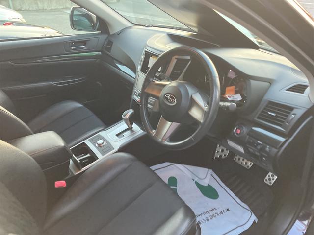 レガシィB4 2.5i Sパッケージ 4WD ドライブレコーダー ナビ HID CVT スマートキー 電動格納ミラー 盗難防止システム パワーシート ハーフレザーシート 衝突安全ボディ ABS ESC エアコン 夏冬タイヤホイール付(10枚目)