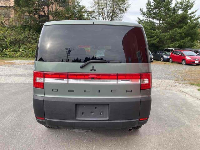 デリカD:5 G ナビパッケージ 4WD ETC バックカメラ サイドカメラ ナビ オートクルーズコントロール 両側スライドドア オートライト HID スマートキー 電動格納ミラー 3列シート CVT アルミホイール 盗難防止システム(16枚目)