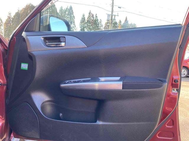 ＸＶ ２．０ｉ　４ＷＤ　ドライブレコーダー　ＥＴＣ　パワーシート　ナビ　ＴＶ　ＨＩＤ　アルミホイール　スマートキー　電動格納ミラー　ＡＴ　盗難防止システム　衝突安全ボディ　ＣＤ　ＡＢＳ　エアコン　パワーステアリング（34枚目）