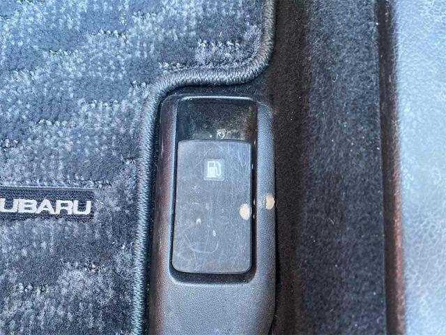 ＸＶ ２．０ｉ　４ＷＤ　ドライブレコーダー　ＥＴＣ　パワーシート　ナビ　ＴＶ　ＨＩＤ　アルミホイール　スマートキー　電動格納ミラー　ＡＴ　盗難防止システム　衝突安全ボディ　ＣＤ　ＡＢＳ　エアコン　パワーステアリング（47枚目）