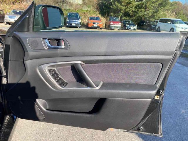 レガシィＢ４ ２．０ＧＴスペックＢ　４ＷＤ　ドライブレコーダー　ＥＴＣ　ナビ　アルミホイール　ＨＩＤ　ＡＴ　スマートキー　電動格納ミラー　盗難防止システム　パワーシート　ＣＤ　衝突安全ボディ　ＡＢＳ　エアコン　パワーステアリング（32枚目）