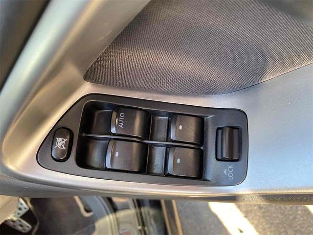 レガシィＢ４ ２．０ＧＴスペックＢ　４ＷＤ　ドライブレコーダー　ＥＴＣ　ナビ　アルミホイール　ＨＩＤ　ＡＴ　スマートキー　電動格納ミラー　盗難防止システム　パワーシート　ＣＤ　衝突安全ボディ　ＡＢＳ　エアコン　パワーステアリング（33枚目）