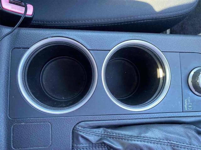 レガシィＢ４ ２．０ＧＴスペックＢ　４ＷＤ　ドライブレコーダー　ＥＴＣ　ナビ　アルミホイール　ＨＩＤ　ＡＴ　スマートキー　電動格納ミラー　盗難防止システム　パワーシート　ＣＤ　衝突安全ボディ　ＡＢＳ　エアコン　パワーステアリング（38枚目）