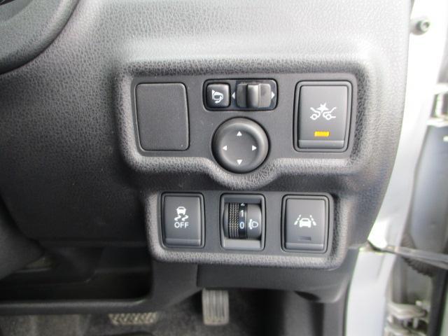 X FOUR 4WD オートマ スマートキー コンパクトカー(10枚目)