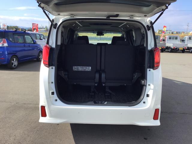 アルファード ２．５Ｓ　４ＷＤ　ＷＡＣ　オートハイビーム　フルフラット　盗難防止　ＬＥＤヘッド　横滑防止装置　クルコン　スマートキー　キーレス　両側パワースライドドア　３列シート　オートエアコン　メモリーナビ　ＥＴＣ　ナビ（14枚目）