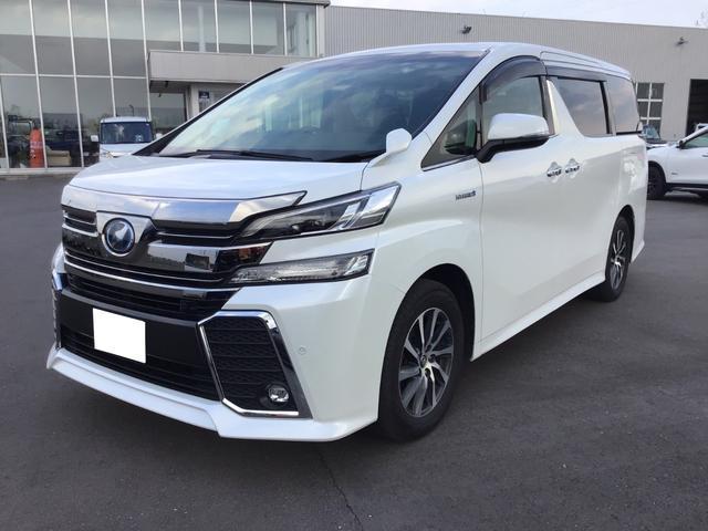 ヴェルファイアハイブリッド ZR 4WD 両自動ドア BLUETOOTH 衝突安全ボディ Wエアコン リヤカメラ クルコン 横滑り防止機能 盗難防止システム 電動シート 三列シート オットマン スマキー ナビ・TV 後席モニター(6枚目)