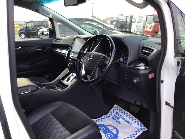 ヴェルファイアハイブリッド ZR 4WD 両自動ドア BLUETOOTH 衝突安全ボディ Wエアコン リヤカメラ クルコン 横滑り防止機能 盗難防止システム 電動シート 三列シート オットマン スマキー ナビ・TV 後席モニター(16枚目)