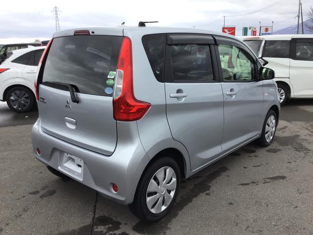 ｅＫワゴン Ｍ　ｅ－アシスト　４ＷＤ車　踏み間違い防止アシスト　ｉ－ｓｔｏｐ　運転席シートヒーター　キーレスキー　横滑り防止　オートエアコン　ＡＢＳ　ベンチシート　ダブルエアバック　パワーウインドウ　衝突安全ボディ　寒冷地仕様（10枚目）