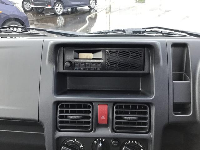 キャリイトラック ＫＣエアコン・パワステ農繁仕様　Ｗエアバッグ　ＡＣ　アイドルストップ　パートタイム４ＷＤ　横滑り防止　運転席エアバッグ　パワーウィンドー　ＰＳ　キーレスエントリー　ＡＢＳ（18枚目）