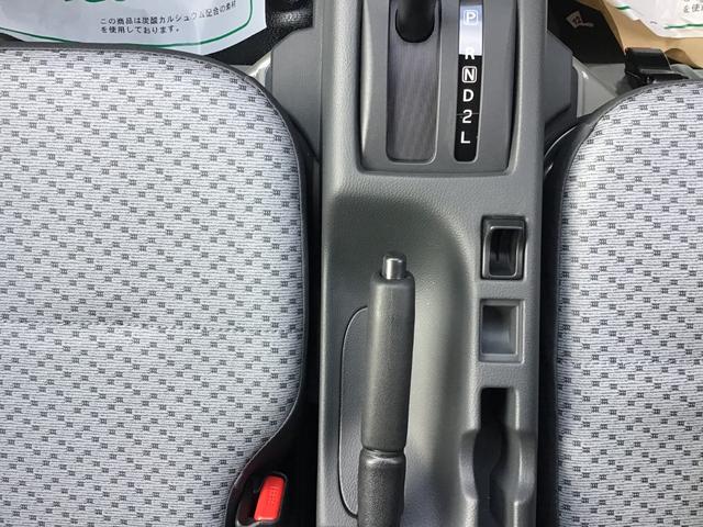 キャリイトラック ＫＣエアコン・パワステ農繁仕様　パートタイム４ＷＤ　Ｗエアバッグ　ＡＣ　アイドルストップ　横滑り防止　運転席エアバッグ　パワーウィンドー　ＰＳ　キーレスエントリー　ＡＢＳ（22枚目）