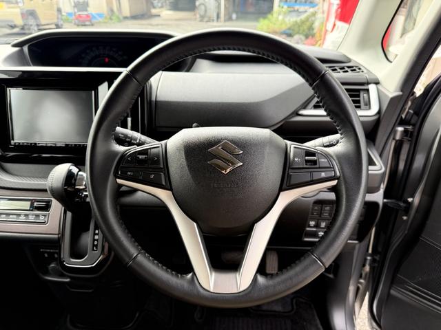 ソリオバンディット ハイブリッドＭＶ　ハイブリッドＭＶ／４ＷＤ／アイドリングストップ／クルーズコントロール／ＡＢＳ／横滑り防止装置／衝突被害軽減ブレーキ／障害物センサー／バックカメラ／ＥＴＣ／フルセグＴＶ／メモリーナビ／ＤＶＤ再生（8枚目）