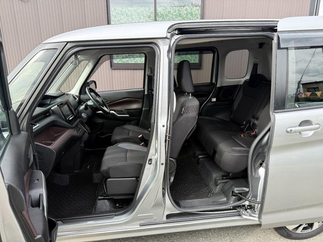 ソリオバンディット ハイブリッドＭＶ　ハイブリッドＭＶ／４ＷＤ／アイドリングストップ／クルーズコントロール／ＡＢＳ／横滑り防止装置／衝突被害軽減ブレーキ／障害物センサー／バックカメラ／ＥＴＣ／フルセグＴＶ／メモリーナビ／ＤＶＤ再生（17枚目）