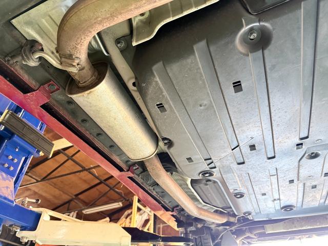 シビック タイプＲ　ユーロ　シビック／タイプＲユーロ／６速マニアル走行９，１２０ｋｍ／無限リアウィング／２００９年モデルは全国限定２０１０台／直列４気筒ｉ－ＶＴＥＣエンジンを搭載（２０１馬力）を搭載し、６速ＭＴ（31枚目）