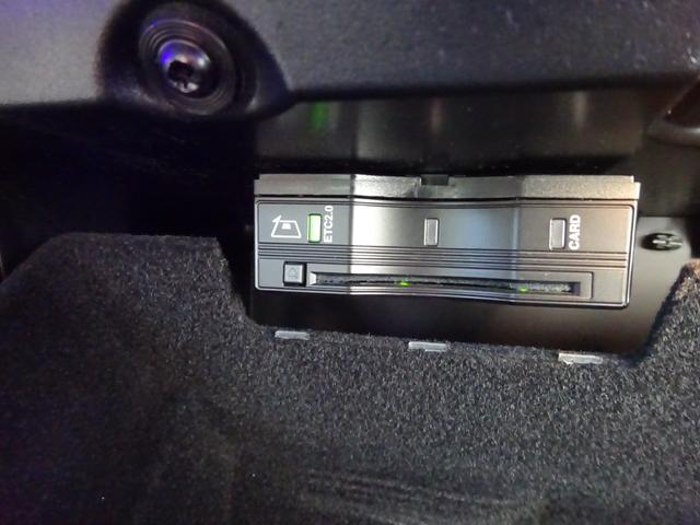 Ｇクラス Ｇ６３　ＭＡＮＵＦＡＫＴＵＲプログラムプラス　ＭＡＮＵＦＡＫＴＵＲインテリアプラスＰＫＧ　ＡＭＧカーボンファイバーインテリアトリム　ＡＭＧナイトＰＫＧ　ＡＭＧ２２ｉｎアルミ　ＳＲ　ワンオーナー　ＥＴＣ２．０（29枚目）