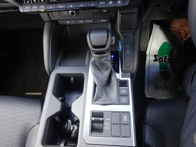 ランドクルーザー２５０ ＶＸ　４ＷＤ　１オーナー　トヨタチームメイト　デジタルキー　丸目ヘッドランプ　モデリスタプロテクターキット　オーバーフェンダー　シグネチャーイルミブレード　モデリスタ２０ｉｎアルミ＆タイヤセット（19枚目）