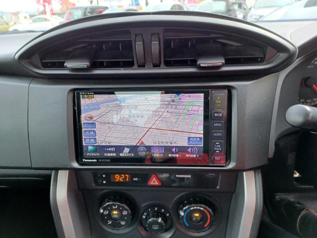 BRZ R 6速マニュアル ナビ フルセグTV Bluetooth DVD再生 バックカメラ HIDヘッドライト 横滑り防止 フォグランプ(4枚目)