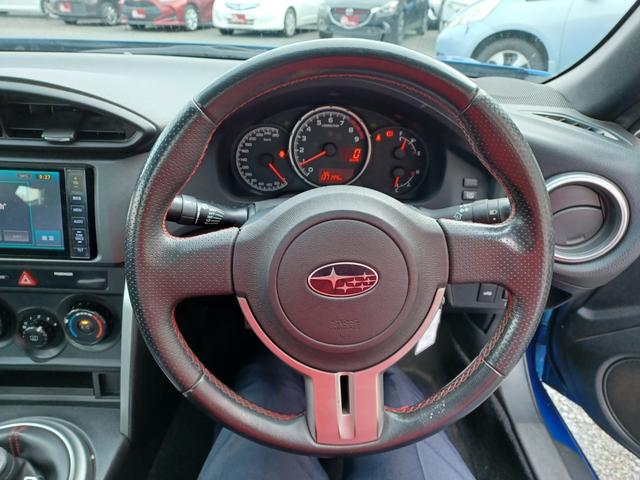 BRZ R 6速マニュアル ナビ フルセグTV Bluetooth DVD再生 バックカメラ HIDヘッドライト 横滑り防止 フォグランプ(15枚目)
