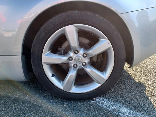 フェアレディＺ ベースグレード　純正ＤＶＤナビ　ＨＩＤヘッドライト　ＥＴＣ　ビスカスＬＳＤ・ＴＣＳ　タワーバー　クリアテールランプ　マニュアルモード付き（17枚目）