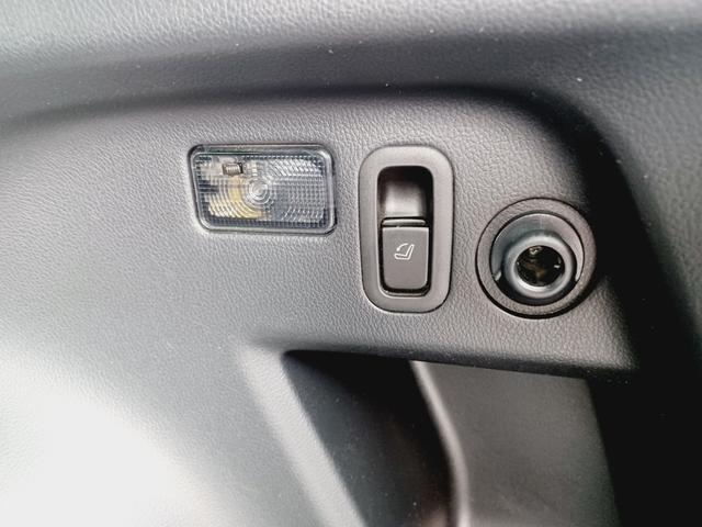 フォレスター ２．０ｉ－Ｌ　アイサイト　ナビ　フルセグＴＶ　Ｂｌｕｅｔｏｏｔｈ　バックカメラ　フロントカメラ　レーダークルーズ　ＳＴｉダウンサス　ＳＴｉタワーバー　シートヒーター　ルーフレール（50枚目）