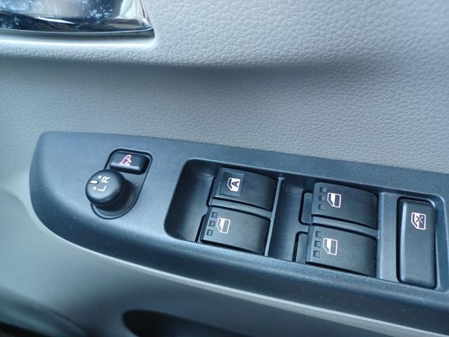 ミライース Ｇ　ワンオーナー　ナビ　ワンセグテレビ　ＤＶＤ再生　シートリフター　革ハンドル　アイドリングストップ　横滑り防止　オートエアコン（24枚目）