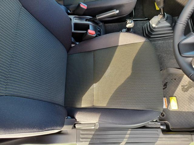 ジムニーシエラ ＪＣ　５速マニュアル・シートヒーター・ミラーヒーター・クルーズコントロール・横滑り防止機能・マッドガード・アイドリングストップ・ＣＤオーディオ（25枚目）