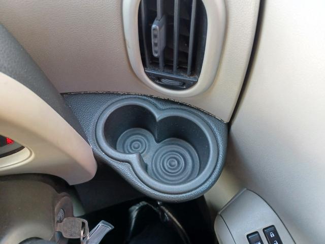 キューブ １５Ｘ　ＦＯＵＲ　４ＷＤ・車検整備付き（26枚目）