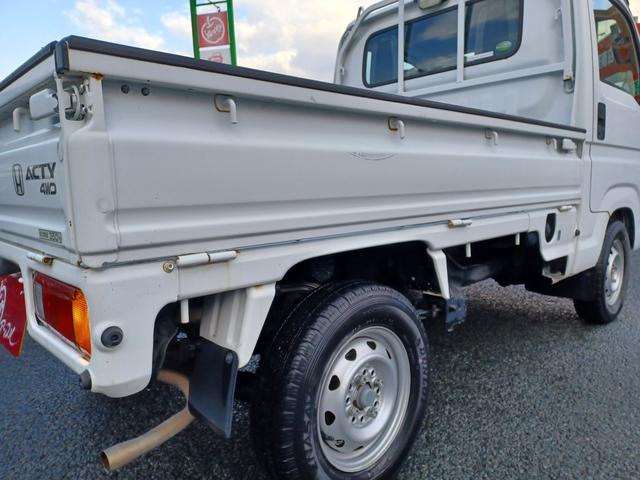 アクティトラック ＳＤＸ　５速マニュアル・４ＷＤ・ワンオーナー・エアコン・荷台灯・ラジオ・パワーステアリング・パワーウィンドウ・キーレスエントリー・ＡＢＳ（23枚目）