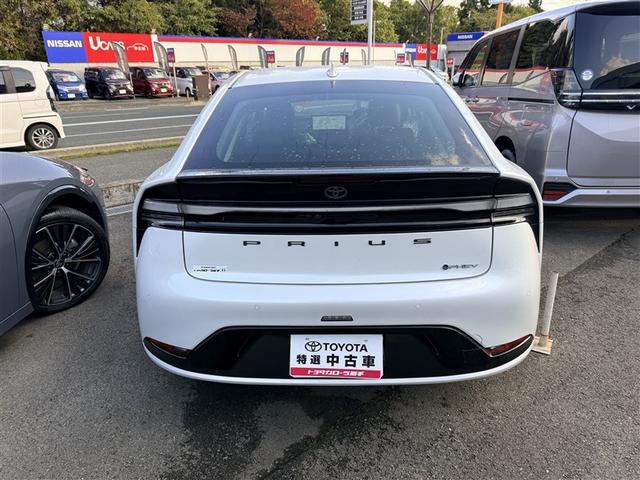 プリウス Z 寒冷地 衝突被害軽減システム メモリーナビ バックカメラ フルセグ 革シート LEDヘッドランプ アルミホイール スマートキー オートクルーズコントロール ETC 盗難防止装置 キーレス ハイブリッド(6枚目)