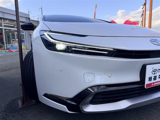 プリウス Z 寒冷地 衝突被害軽減システム メモリーナビ バックカメラ フルセグ 革シート LEDヘッドランプ アルミホイール スマートキー オートクルーズコントロール ETC 盗難防止装置 キーレス ハイブリッド(9枚目)