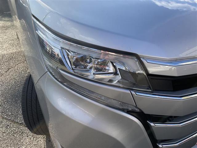 ノア Ｘ　４ＷＤ　衝突被害軽減システム　メモリーナビ　バックカメラ　電動スライドドア　ワンセグ　ＬＥＤヘッドランプ　後席モニター　オートクルーズコントロール　アイドリングストップ　ＥＴＣ　盗難防止装置　キーレス（22枚目）